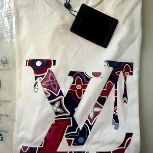 Unbranded LV White Graphic Monogram Logo Tee